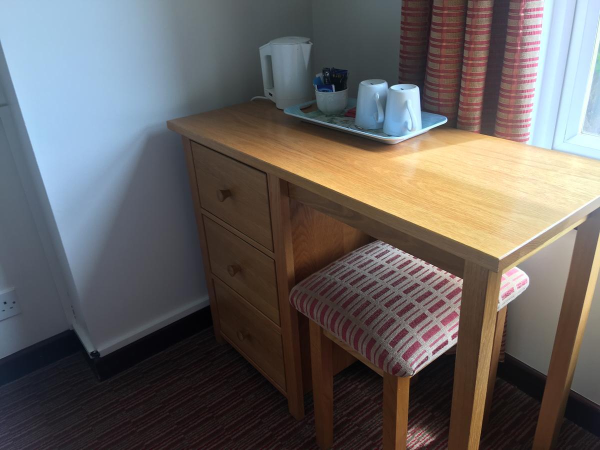 Winston Manor Guesthouse Rooms Churchill  Екстериор снимка